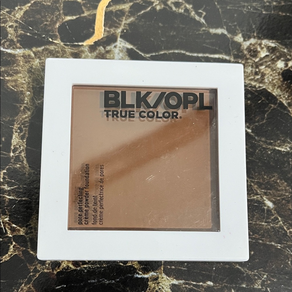 True Color Pore-Perfecting Cream Foundation - Warm Tan